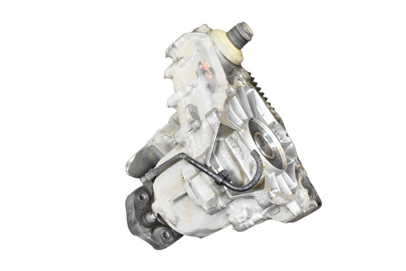 Load image into Gallery viewer, 07-13 Bmw E70 X5 X6 Front Transfer Case Box with Actuator Motor Assembly Oem
