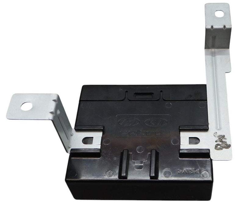 Load image into Gallery viewer, 11-13 Hyundai Equus Rear Parking Assist Control Module Unit 95700-3N000 Oem
