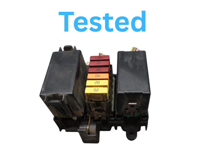 Load image into Gallery viewer, 04-08 Maserati Quattroporte M139 Rear Trunk Lid Fuse Relay Junction Box Oem
