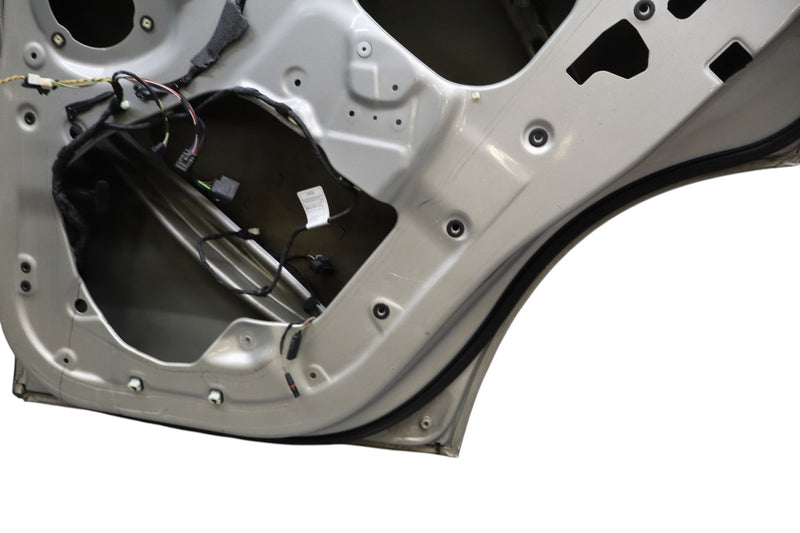 Load image into Gallery viewer, 14–18 BMW X5 F15 Rear Right Passenger Door Shell Assembly 41517386740 Oem
