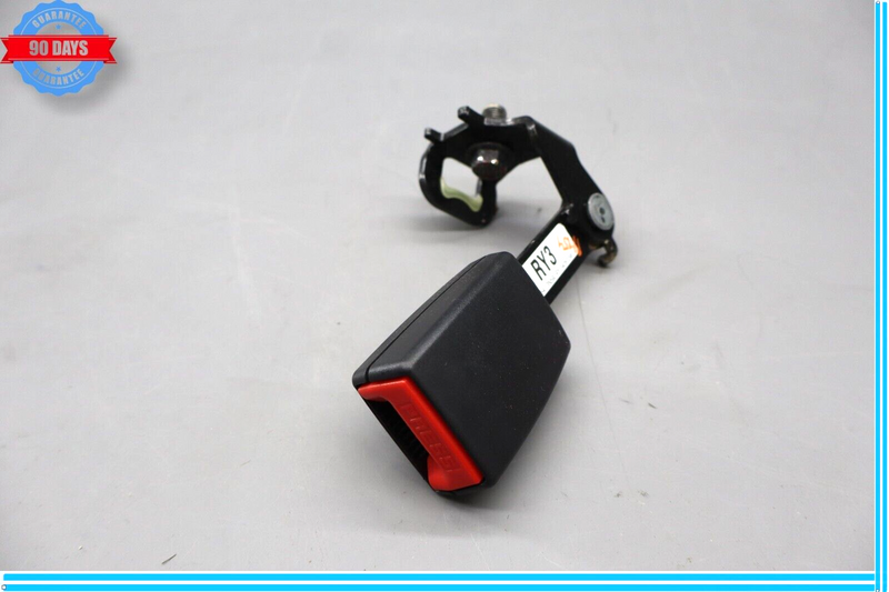 Load image into Gallery viewer, 11-14 Hyundai Equus Signature Rear Seat Belt Retractor Strap Latch Buckle Oem
