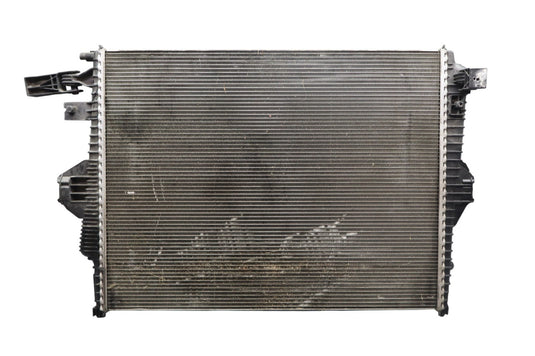 11-17 Volkswagen Touareg Engine Water Cooling Radiator Assembly 7P0121253 Oem