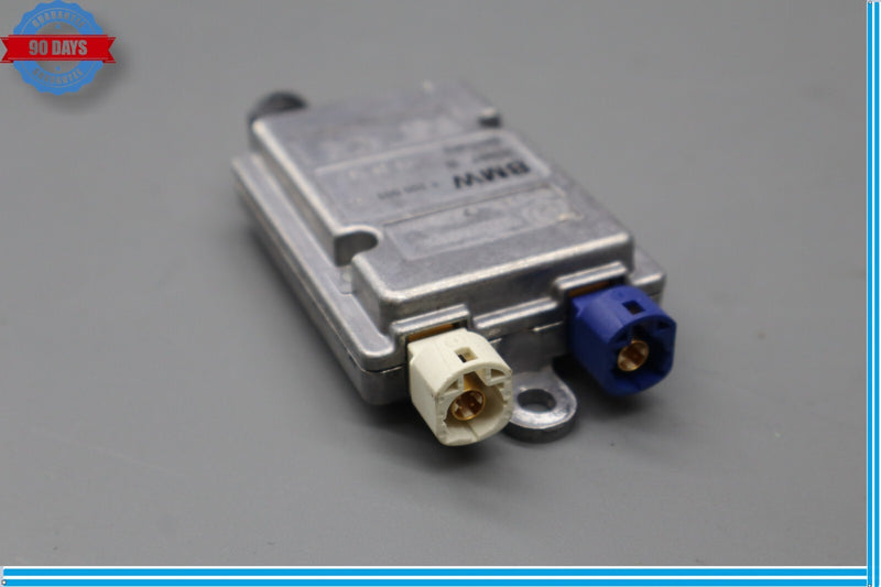 Load image into Gallery viewer, 11-15 BMW 740i 740Li 750i USB Hub Audio Interface Module Unit Auxiliary Jack Oem
