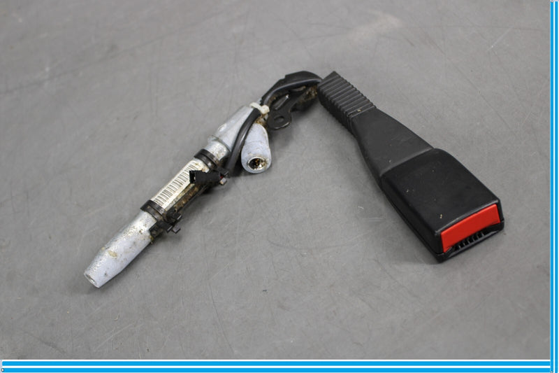 Load image into Gallery viewer, 07-13 BMW X5 E70 Rear Left Driver Side Seatbelt Receiver 3055372 Oem
