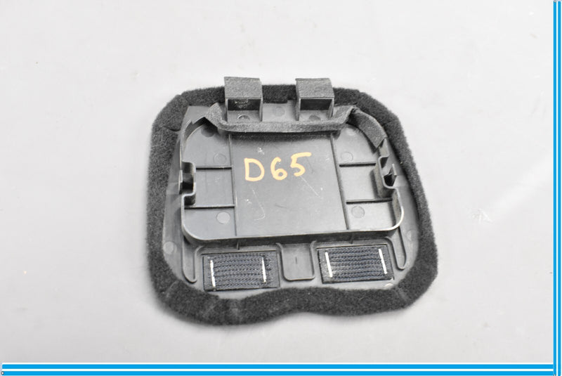 Load image into Gallery viewer, 07-09 Lexus LS460 Rear Trunk Service Hole Trim Cover 64718-50040 Oem

