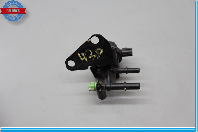 Load image into Gallery viewer, 02-05 Ford Thunderbird EGR Purge Valve 3U5A2G641 Black Oem
