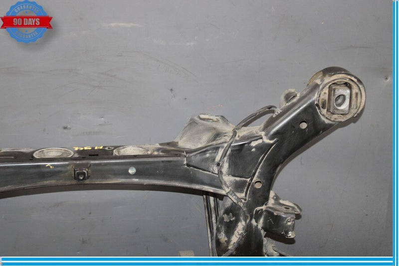 Load image into Gallery viewer, 11-13 Hyundai Equus SIG Rear Suspension Sub Frame Cradle Cross Member Oem
