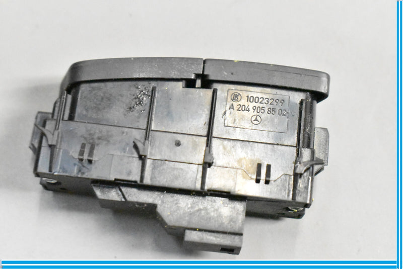 Load image into Gallery viewer, 12-18 Mercedes CLS550 CLS63 AMG W218 Front Right Lock Unlock Switch Oem
