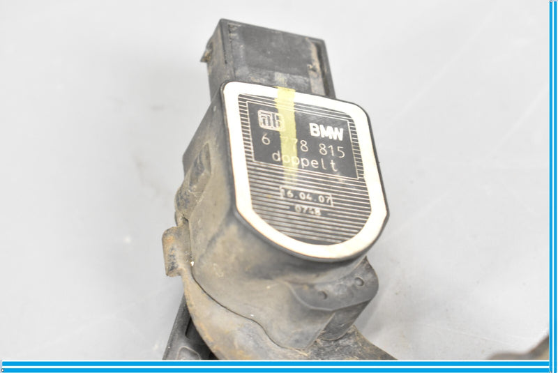 Load image into Gallery viewer, 07-13 BMW X5 E70 Front Left Driver Side Headlight Height Level Sensor Oem
