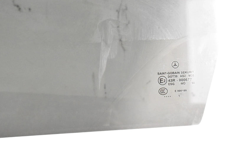 Load image into Gallery viewer, 12-18 Mercedes CLS550 CLS63 Front Left Driver Side Door Window Auto Glass Oem
