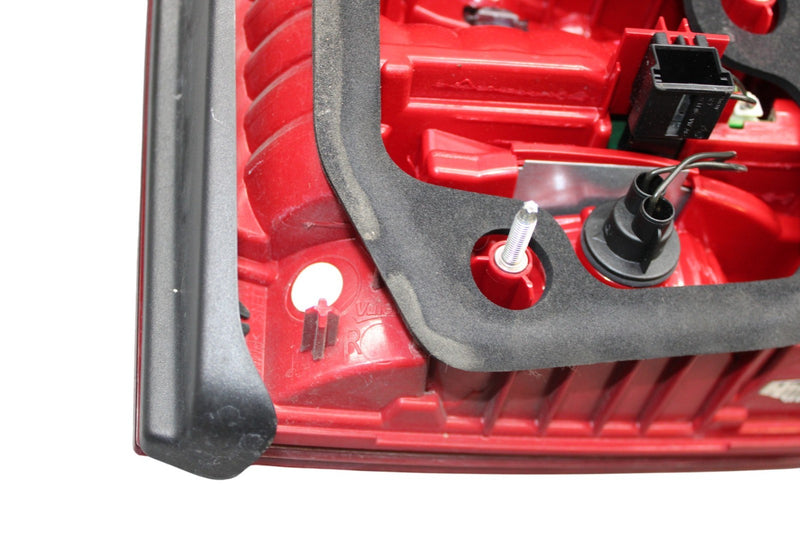 Load image into Gallery viewer, 11-14 Volkswagen Touareg Rear Right Passenger Side Inner Tail Light Lamp Oem
