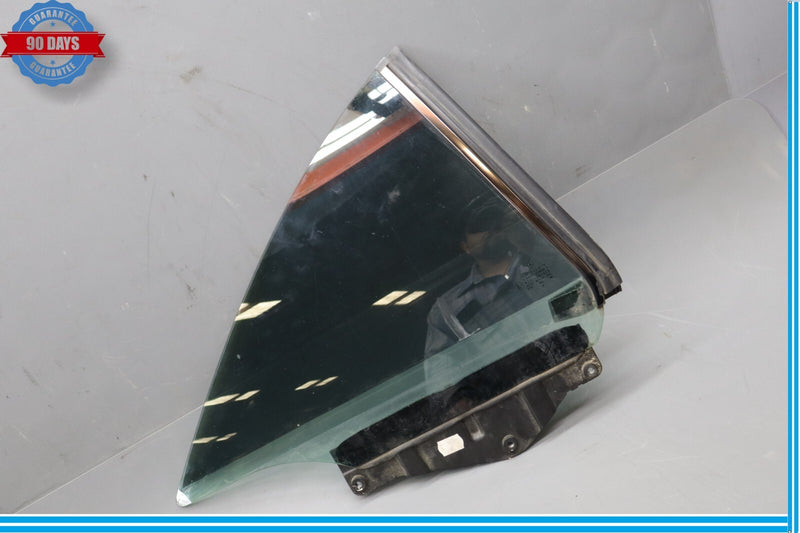 Load image into Gallery viewer, 03-12 Mercedes R230 SL550 SL500 Rear Right Side Quarter Window Glass Oem
