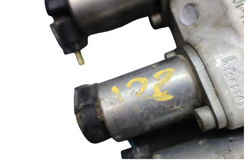 Load image into Gallery viewer, 11-18 Porsche Cayenne 958 Front Suspension Self Leveling Valve Block Oem
