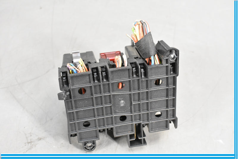 Load image into Gallery viewer, 03-12 Maserati Quattroporte Rear Trunk Positive Fuse Box Relay Junction Oem
