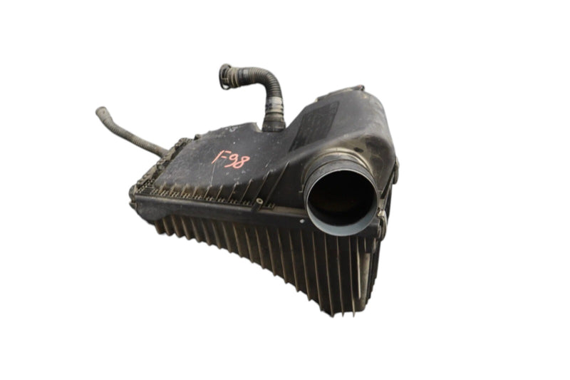 Load image into Gallery viewer, 11-15 Volkswagen VW Touareg Right Engine Air Filter And Housing Assembly Oem
