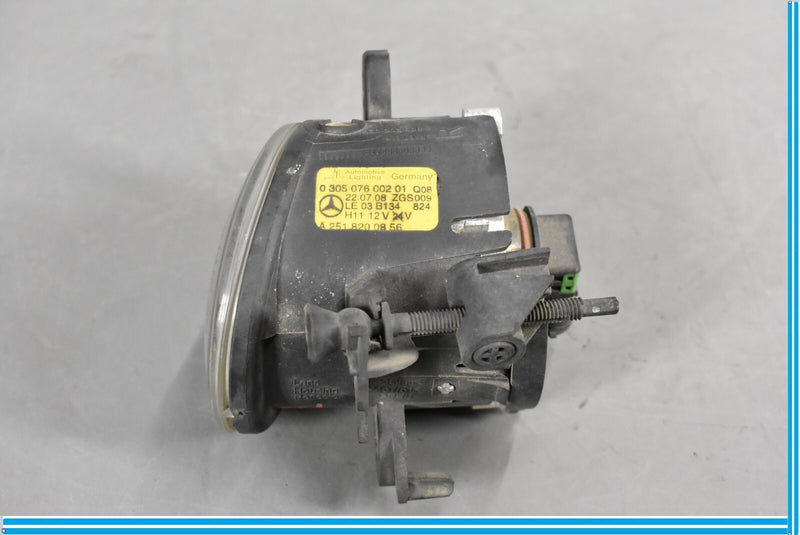 Load image into Gallery viewer, 06-12 Mercedes X164 GL450 ML500 Front Right Passenger Bumper Fog Light Lamp Oem
