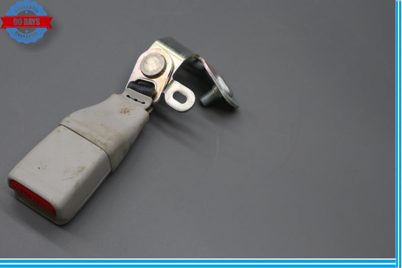 Load image into Gallery viewer, 07-12 Lexus LS460 Rear Left Driver Side Center Seat Belt Buckle Oem
