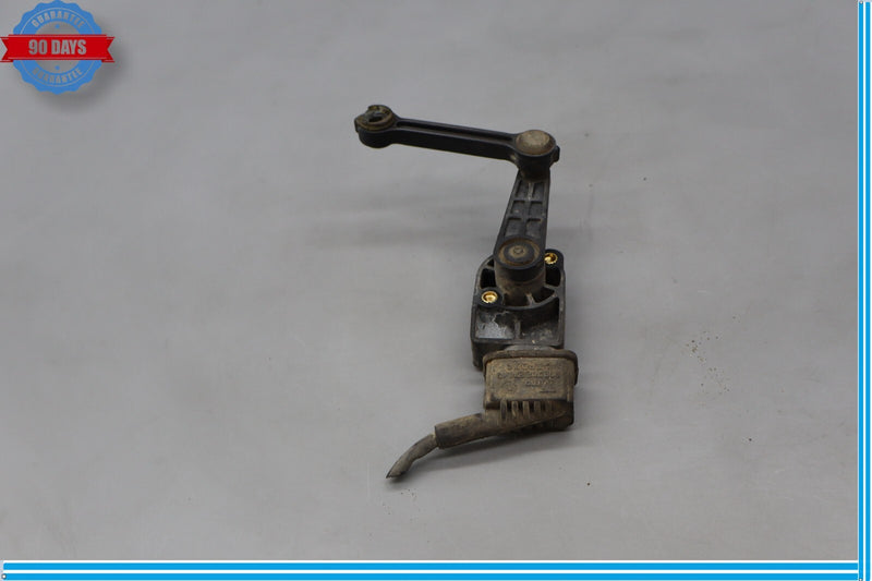 Load image into Gallery viewer, 03-10 Porsche Cayenne 955 957 Rear Right Side Suspension Height Level Sensor Oem
