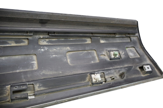 11-17 Volkswagen Touareg Hybrid Front Right Passenger Door Lower Molding Oem