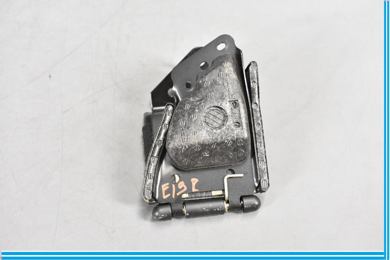Load image into Gallery viewer, 2008 Volvo C70 Right Side Upper C Pillar Hinge Oem
