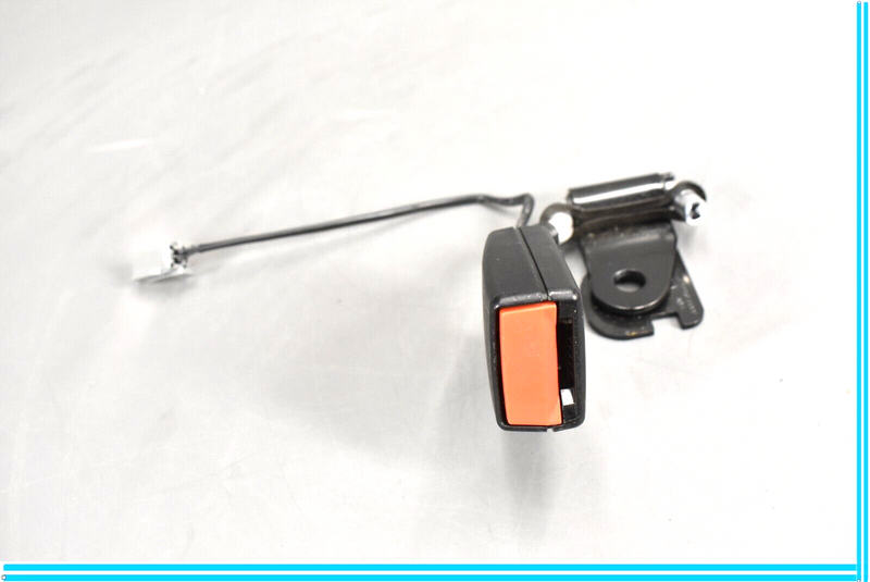 Load image into Gallery viewer, 10-15 Jaguar XJ XJL Rear Right Passenger Side Seat Belt Buckle Oem
