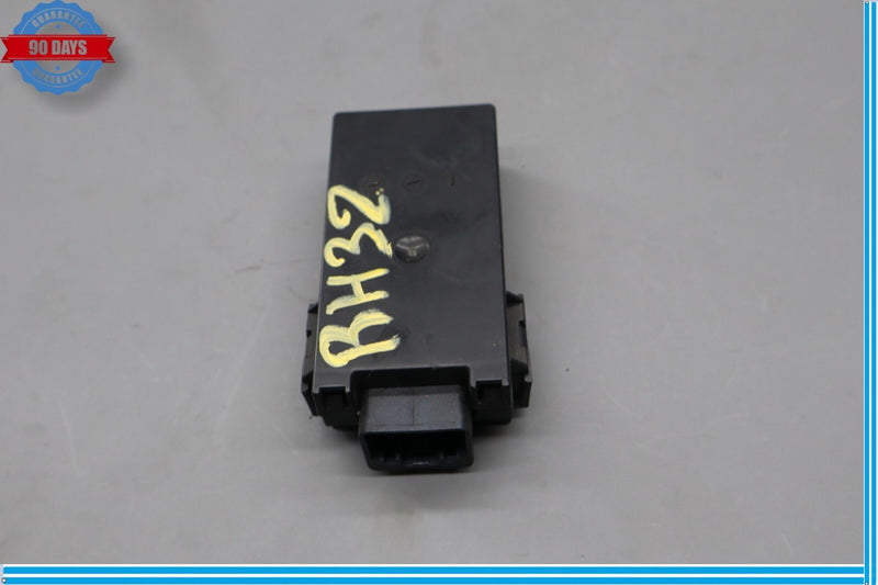 Load image into Gallery viewer, 02-05 Ford Thunderbird Right Passenger Side Heated Seat Control Unit Module Oem
