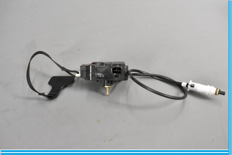 Load image into Gallery viewer, 02-05 Lexus SC430 Fuel Gas Tank Door Open Release Actuator Oem
