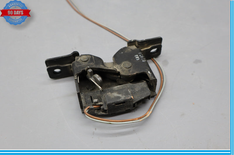 Load image into Gallery viewer, 03-08 Mercedes R230 SL550 SL500 Right Passenger Hood Latch Lock Actuator Oem
