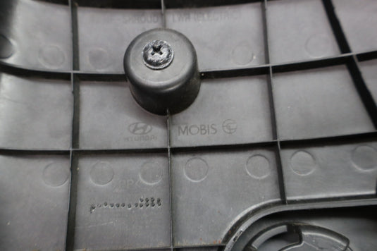 15-20 Hyundai Genesis Front Left Side Steering Lower Column Cover 84852B1101 Oem