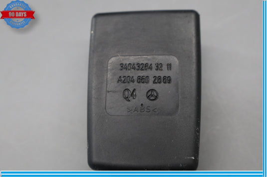 08-15 Mercedes C300 C350 C63 AMG Front Right Side Seatbelt Seat Belt Buckle Oem