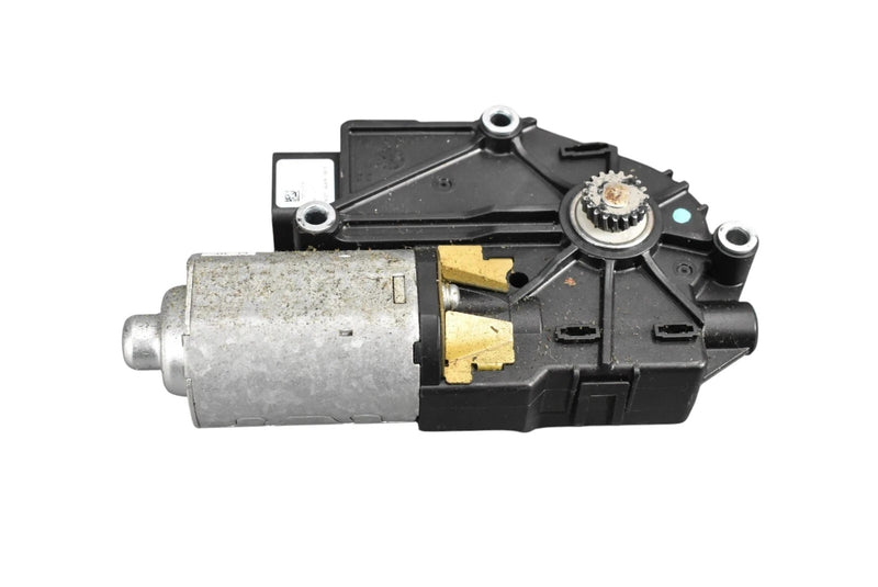 Load image into Gallery viewer, 06-13 Mercedes GL450 ML550 Panoramic Sunroof Sun Roof Window Glass Motor Oem

