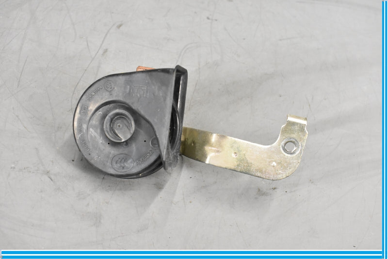 Load image into Gallery viewer, 06-13 Volvo C70 Low Or High Tone Pitch Horn Note Alarm Oem

