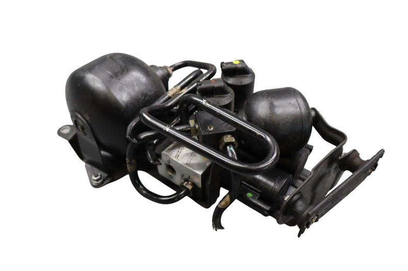 Load image into Gallery viewer, 03-06 Mercedes R230 SL320 SL500 Rear Hydraulic Suspension Valve Block Oem
