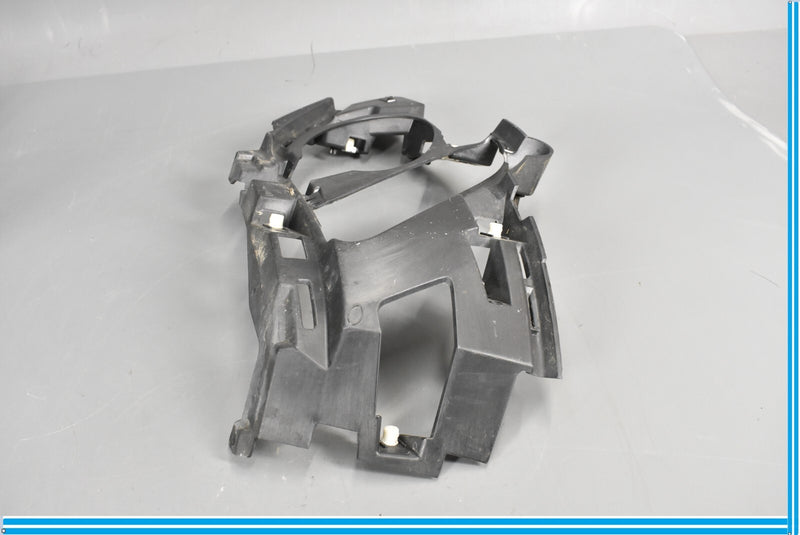 Load image into Gallery viewer, 2018 Jaguar E-Pace Rear Right Side Fog Lamp Bracket Oem

