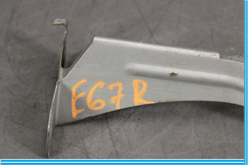 Load image into Gallery viewer, 10-16 Mercedes E350 E550 Right Passenger Side Air Deflector Bracket Mount Oem
