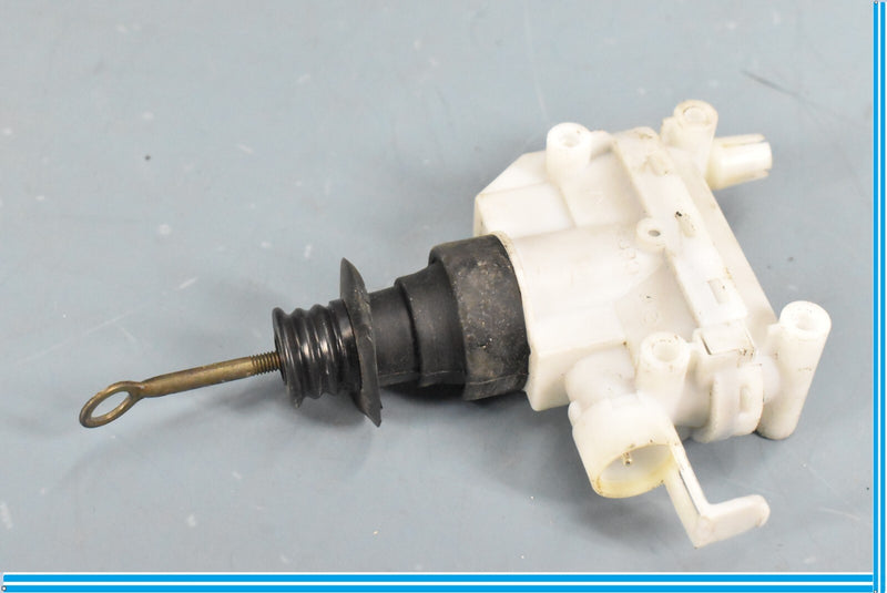 Load image into Gallery viewer, 86-95 Mercedes W124 E320 300CE 300E Front Right Vacuum Lock Actuator Element Oem
