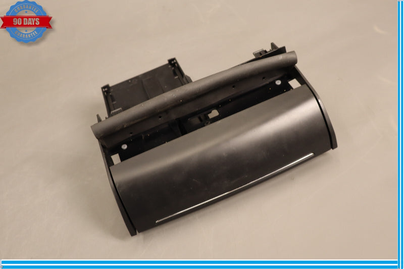 Load image into Gallery viewer, 14-19 Maserati Ghibli Dash AUX USB Phone Storage Box Compartment Oem
