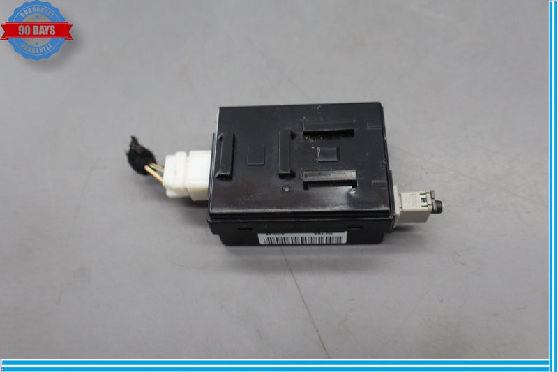 Load image into Gallery viewer, 11-13 Hyundai Equus SIG Keyless Entry Antenna Receiver Control Module Unit Oem
