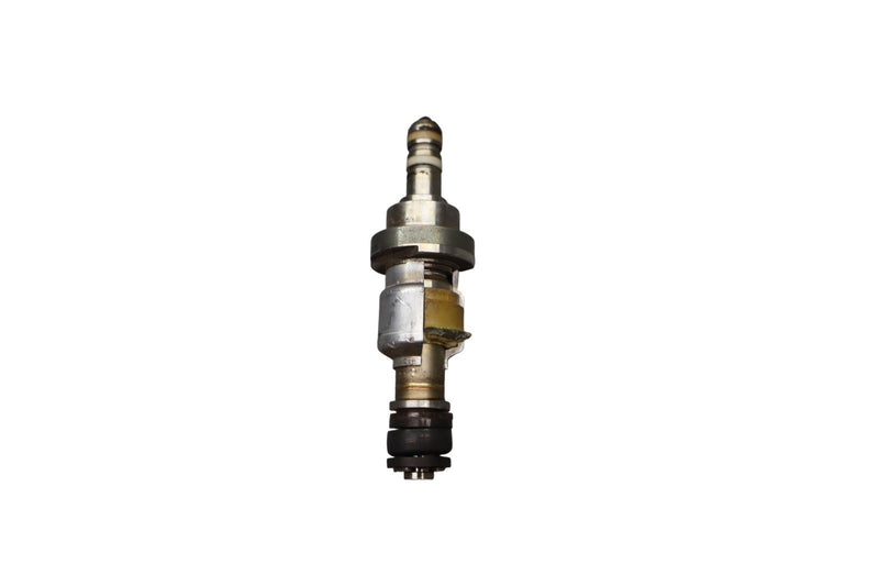 Load image into Gallery viewer, 07-17 Lexus LS460 LS460L Front Engine Fuel Injector 2325031020 Oem
