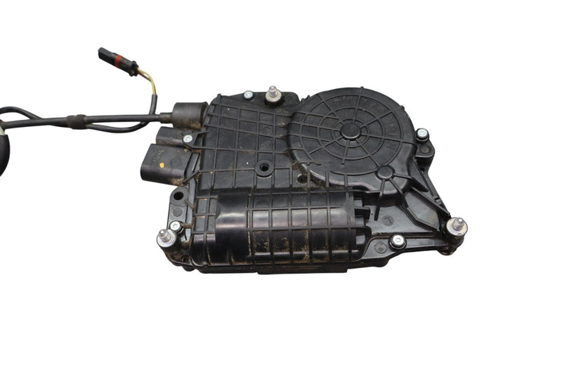 Load image into Gallery viewer, 09-15 BMW 750Li xDrive Rear Right Passenger Side Door Lock Latch Actuator Oem
