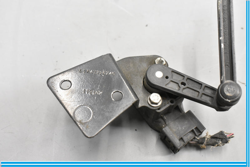 Load image into Gallery viewer, 07-12 Mercedes X164 GL450 Front Right Suspension Headlight Height Sensor Oem
