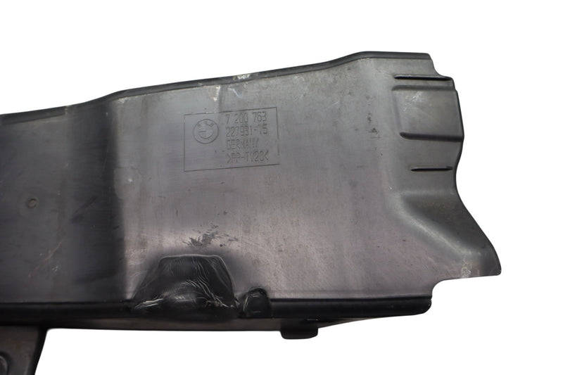 Load image into Gallery viewer, 10-17 BMW 535i 550i GT F07 Front Left Driver Side Air Intake Duct Oem *Damage*
