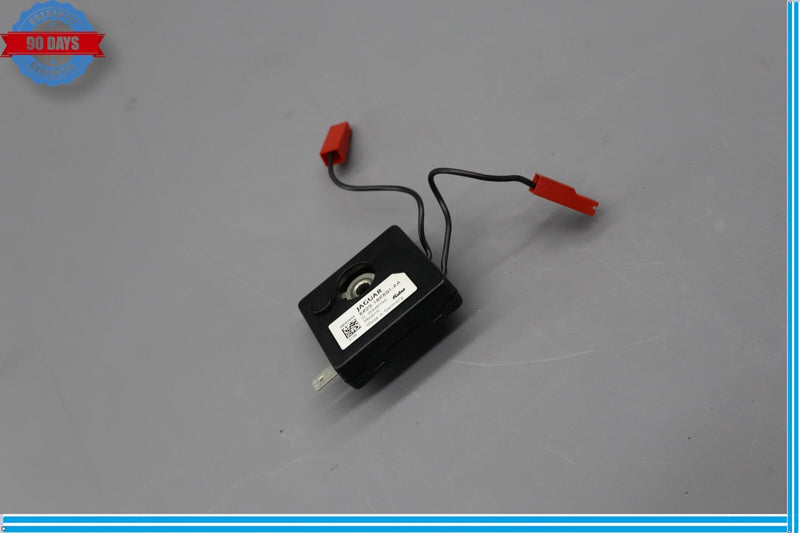 Load image into Gallery viewer, 09-15 Jaguar X250 XF Radio Antenna Aerial Amp Amplifier Module OEM 8X23-18K891-A

