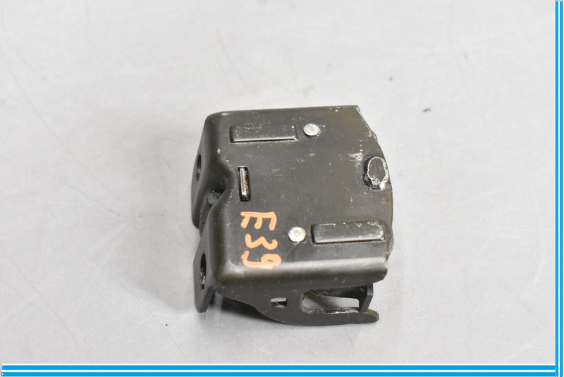 Load image into Gallery viewer, 02-10 Lexus Z40 SC430 Rear Trunk Lock Latch Striker Oem
