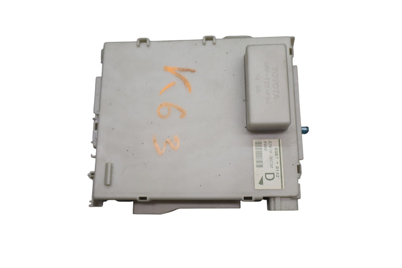 Load image into Gallery viewer, 06-11 Lexus GS350 GS460 Rear Back Fuse Box Junction Block Control Module Oem
