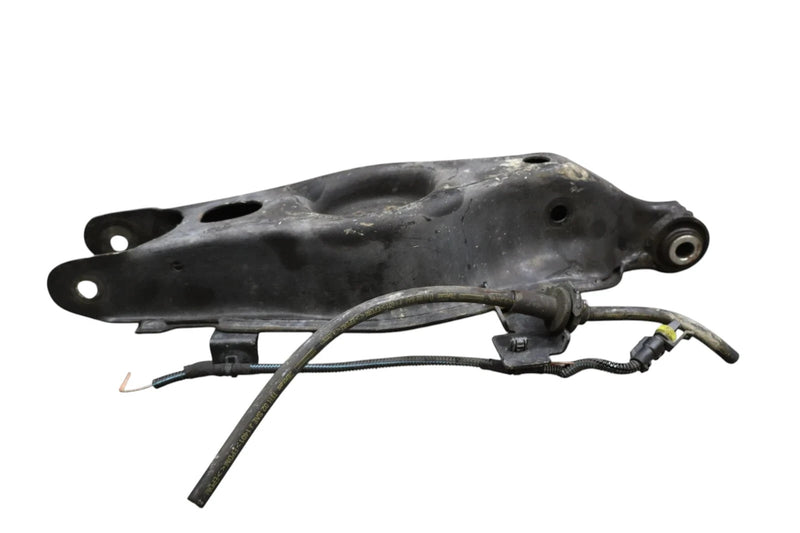 Load image into Gallery viewer, 14-20 Maserati Ghibli Rear Left Side Lower Suspension Control Arm 670036580 Oem
