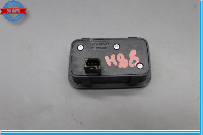 Load image into Gallery viewer, 07-14 Mercedes CLS550 SL550 Trunk Lock Close Button Switch 2208211479 Oem
