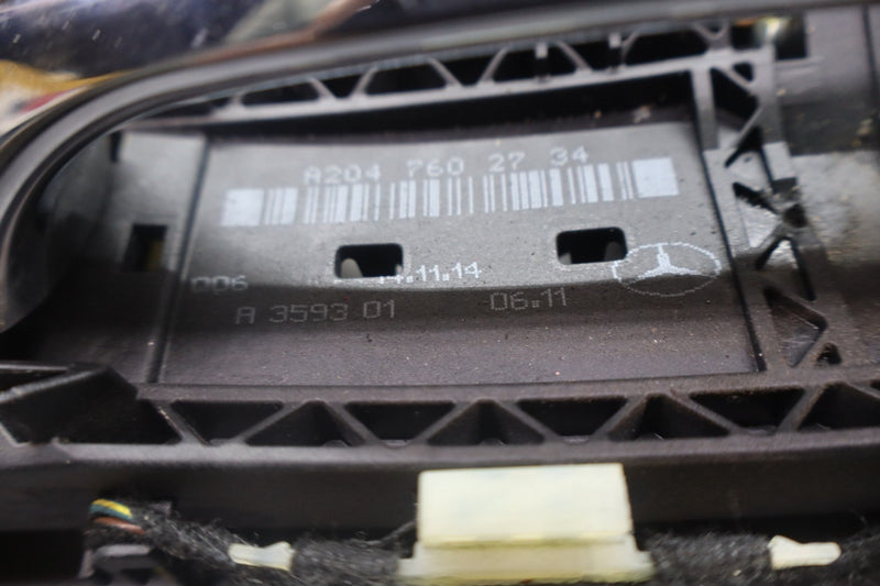 Load image into Gallery viewer, 05-20 Mercedes B250e CLA250 Front Right Side Exterior Door Handle Keyless Go OEM
