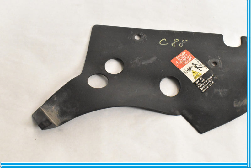 Load image into Gallery viewer, MERCEDES R230 SL-CLASS PASSENGER/RIGHT FRONT HEADLIGHT ACCESS COVER 03-08
