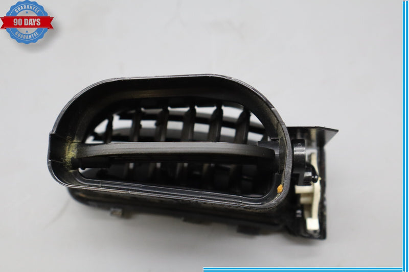 Load image into Gallery viewer, 14-17 Fiat 500L Rear HVAC Heater Dash Air Vent 735526478 Oem
